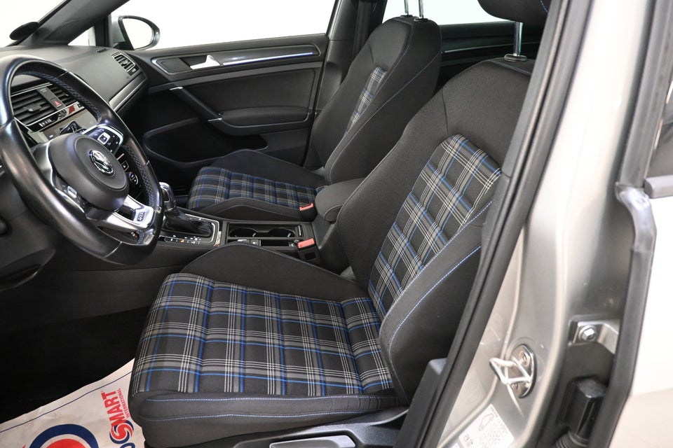 VW Golf VII 1,4 GTE DSG 5d