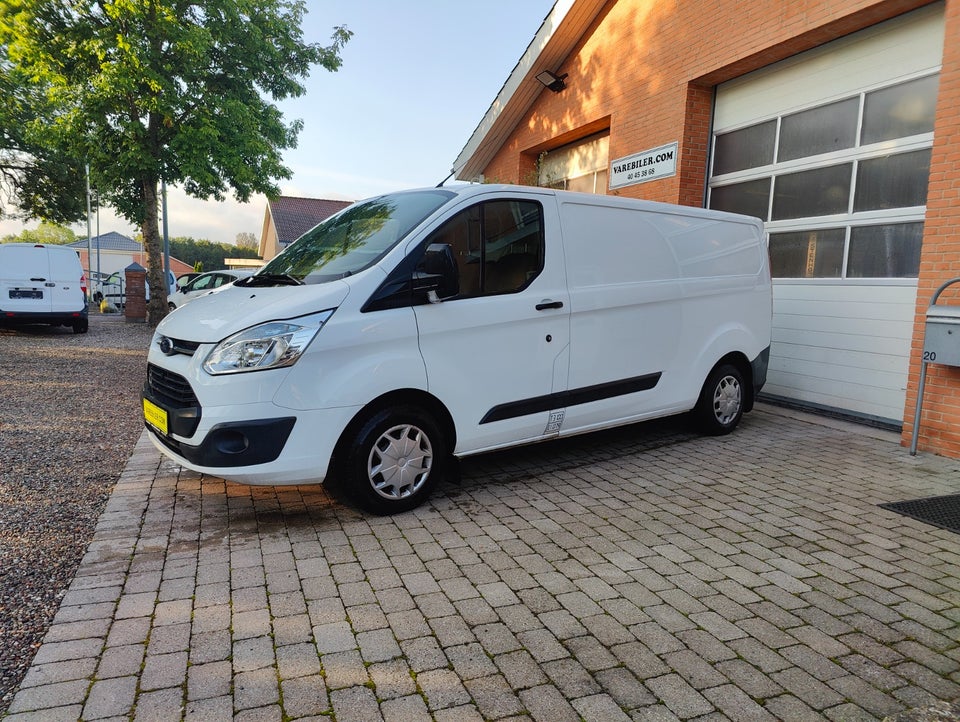 Ford Transit Custom 310L 2,2 TDCi 125 Trend Van 5d