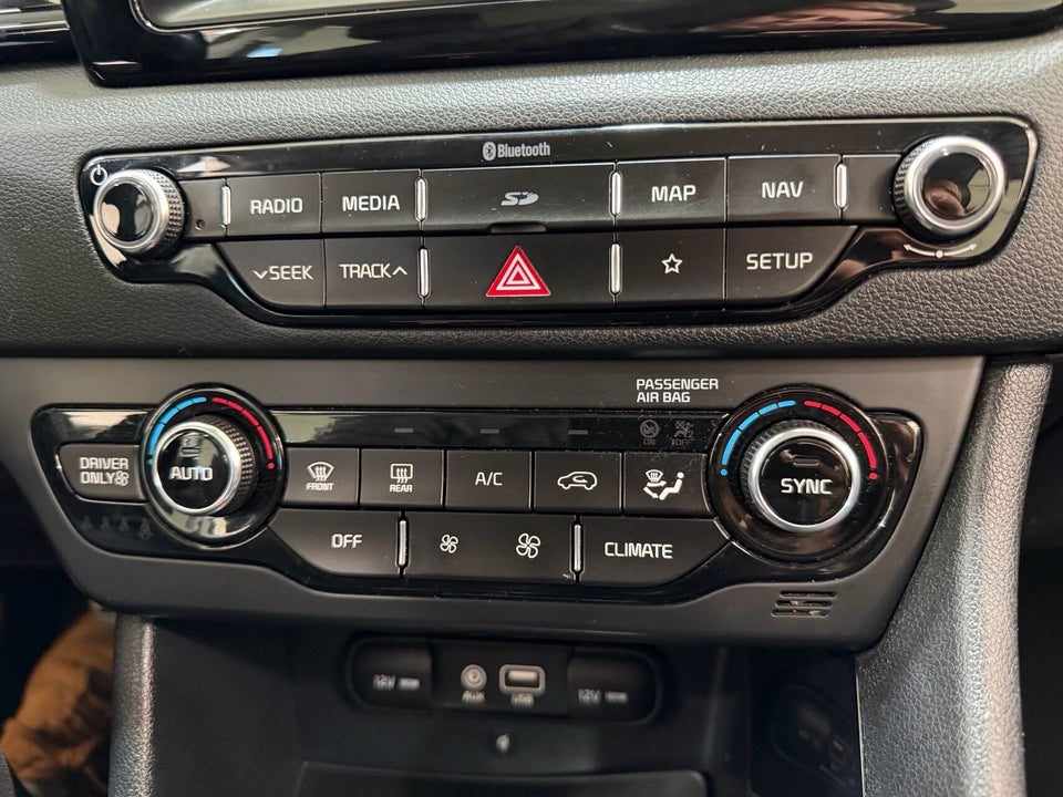 Kia Niro 1,6 PHEV Advance DCT 5d