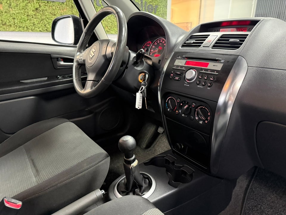 Suzuki SX4 1,6 GLS 5d