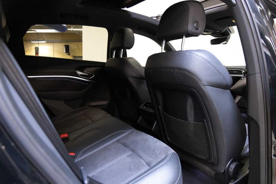 Audi e-tron 55 S-line Sportback quattro 5d