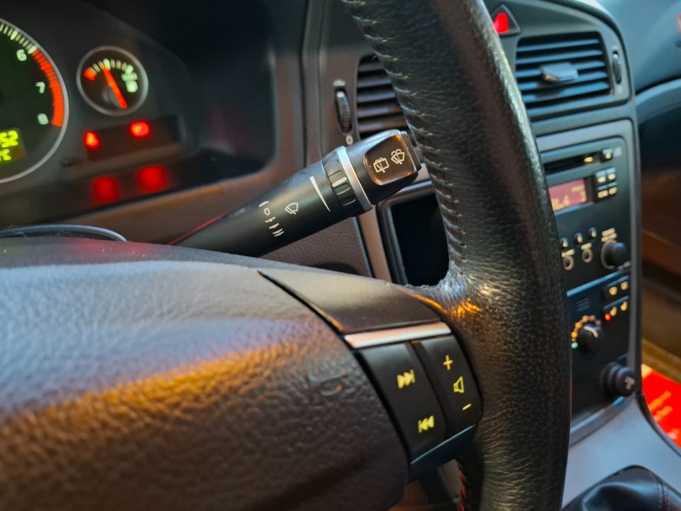 Volvo V70 2,4 140 Classic 5d