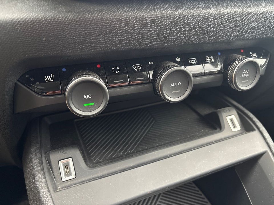 Citroën C4 1,2 PureTech 130 Chevron Sport EAT8 5d