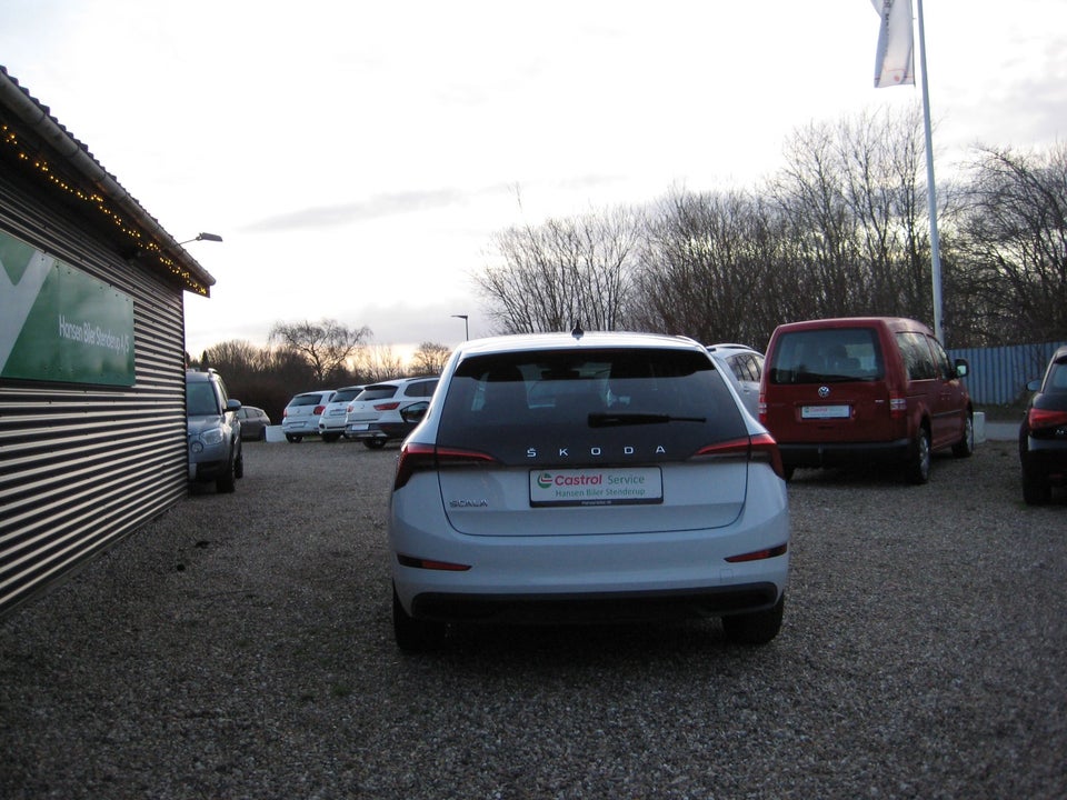 Skoda Scala 1,0 TSi 115 Ambition 5d