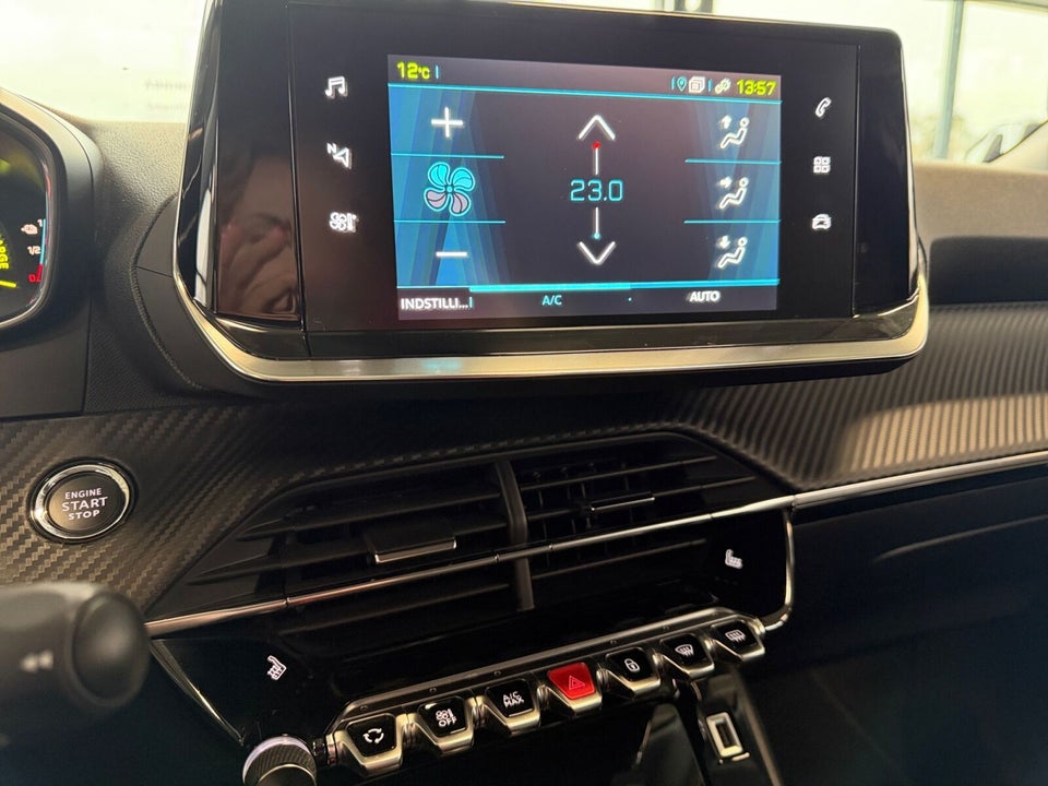 Peugeot e-2008 50 Allure 5d