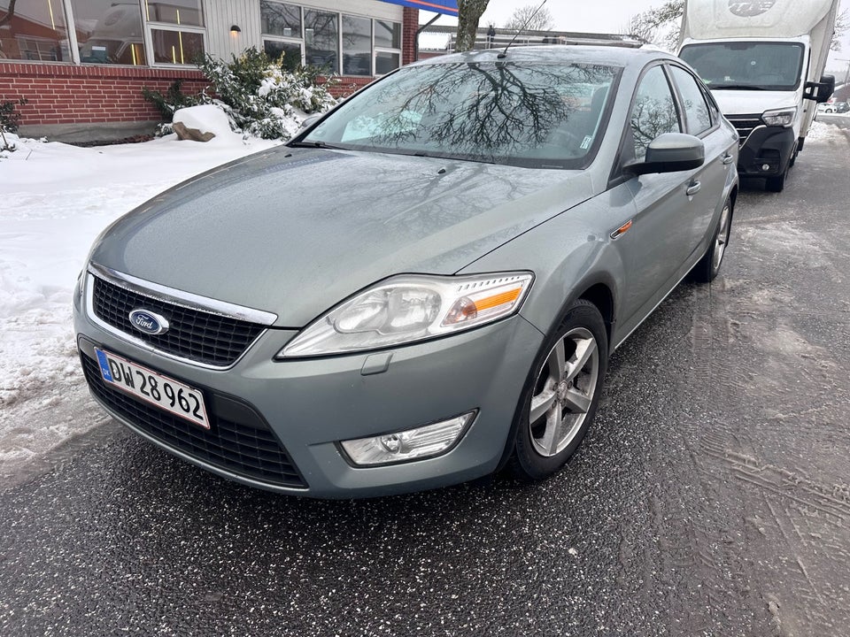 Ford Mondeo 2,0 TDCi 130 Ebony 4d