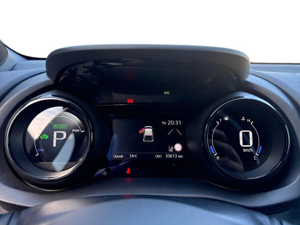 Toyota Yaris 1,5 Hybrid Style e-CVT 5d