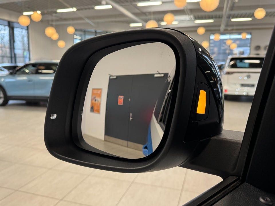 VW ID.Buzz 86 Life 7prs LWB 5d