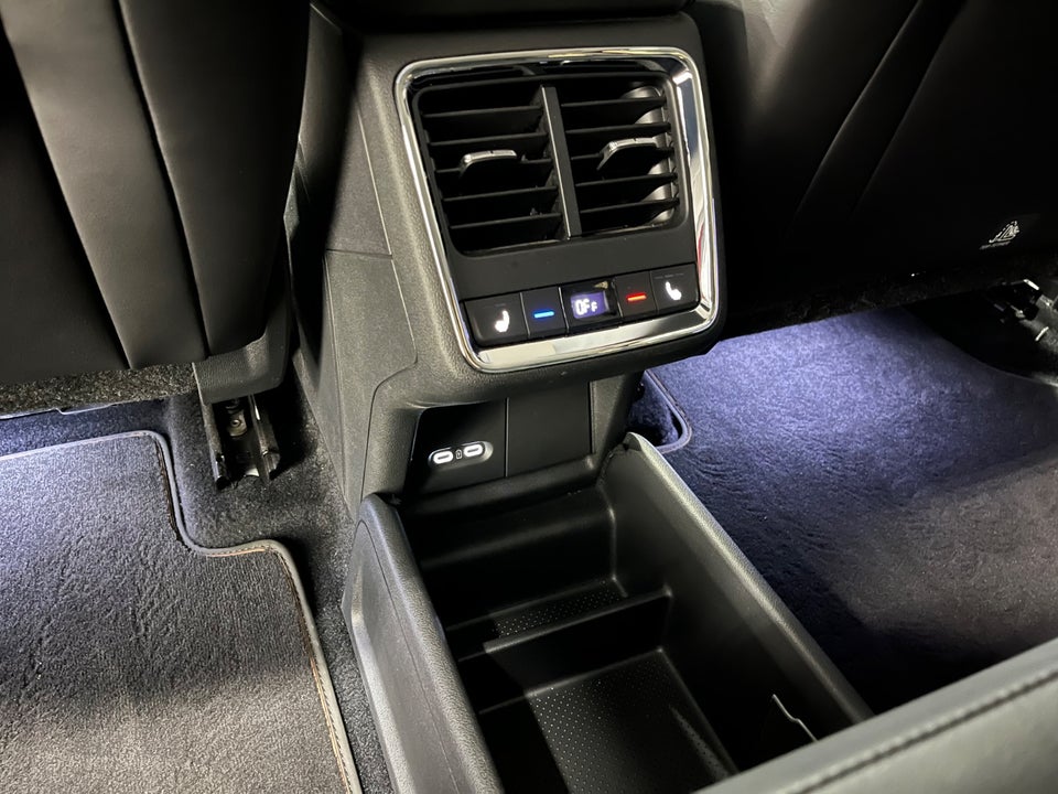 Skoda Enyaq 80 iV Suite 5d