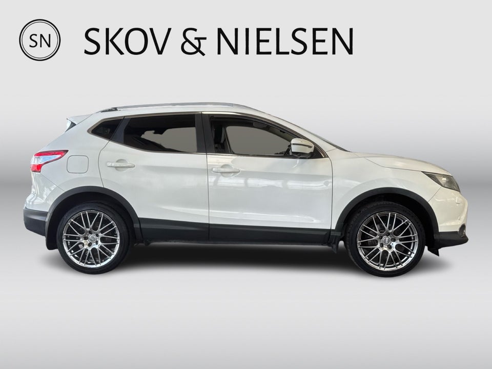 Nissan Qashqai 1,2 Dig-T 115 Tekna 5d