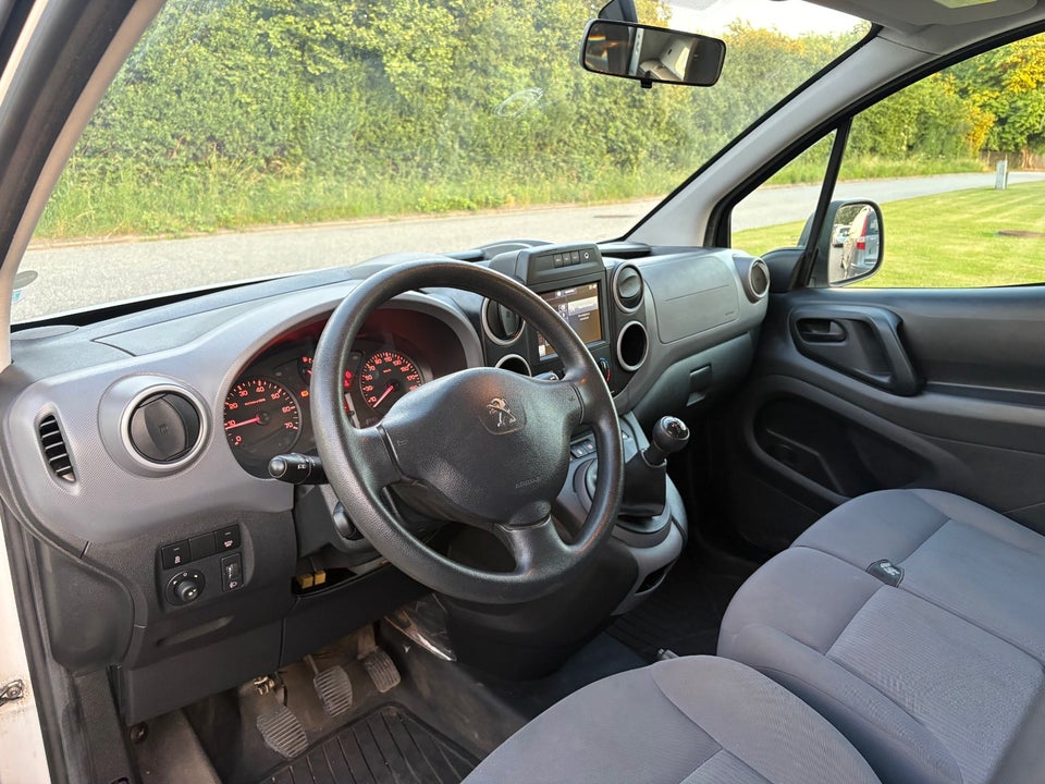 Peugeot Partner 1,6 BlueHDi 100 L1 Flex Van 5d