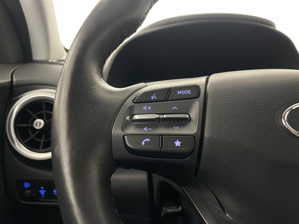 Hyundai Kona 64 EV Essential 5d