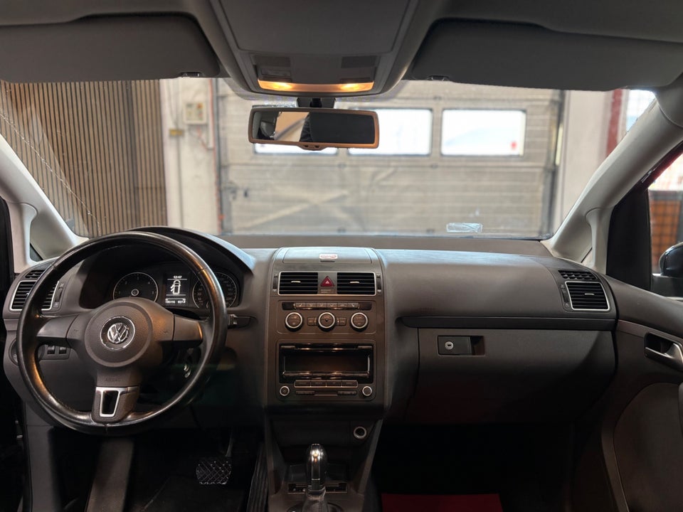 VW Touran 1,6 TDi 105 Comfortline DSG BM Van 5d