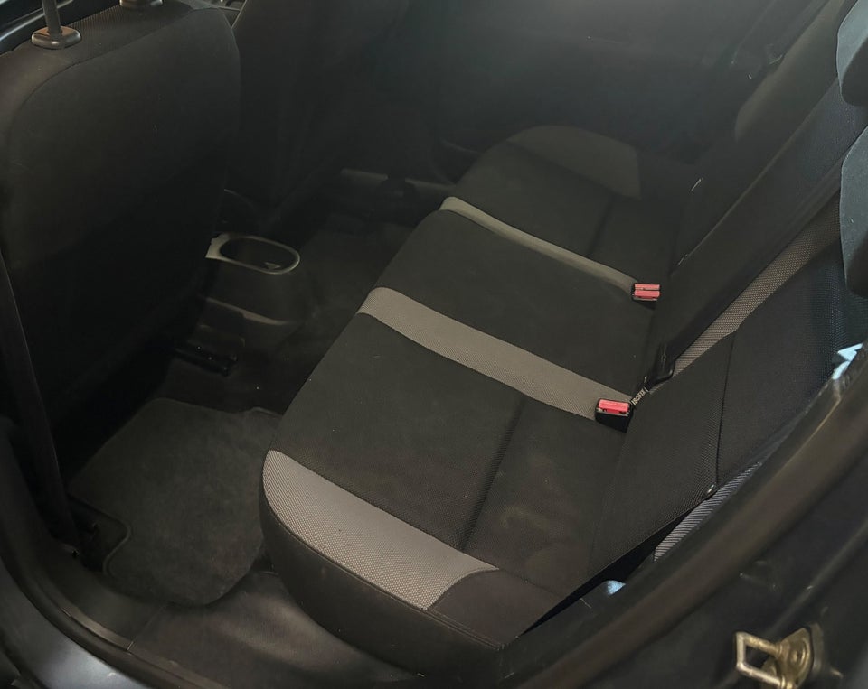 Peugeot 207 1,4 XR 5d
