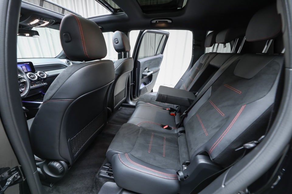 Mercedes EQB250+ AMG Advance 5d