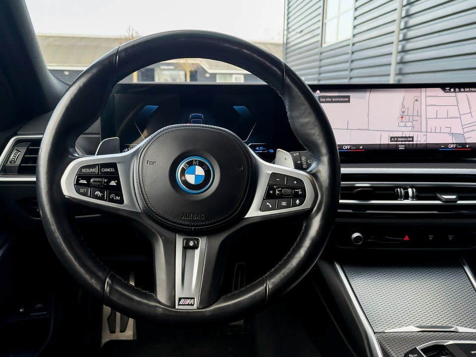 BMW 330e 2,0 Touring M-Sport aut. 5d