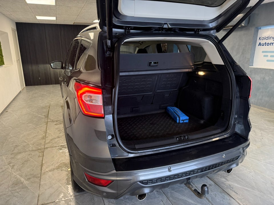 Ford Kuga 2,0 TDCi 180 Vignale aut. AWD 5d