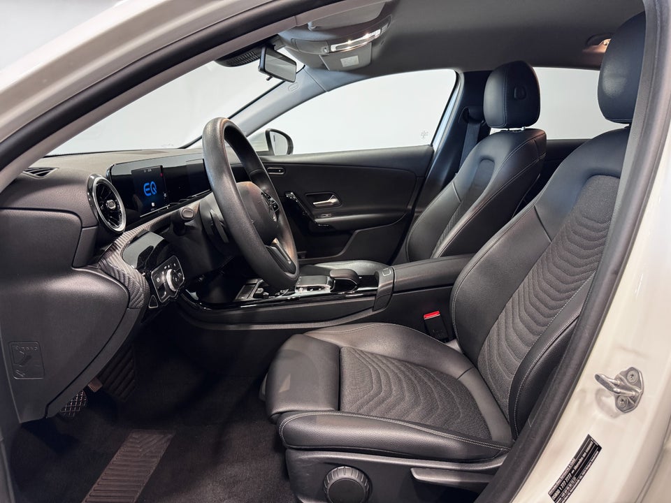 Mercedes A250 e 1,3 Progressive aut. 4d