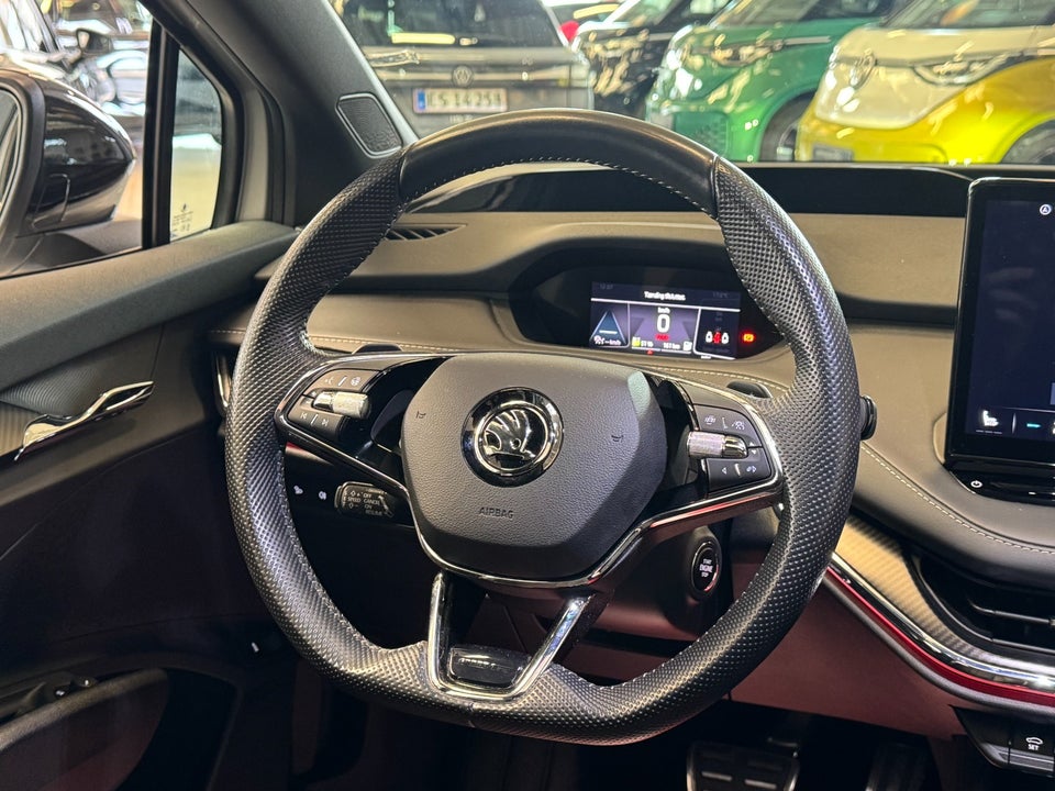Skoda Enyaq 80x iV Sportline Maxx 5d