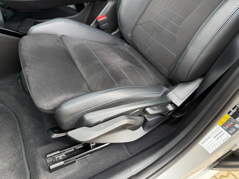 BMW iX1 eDrive20 M-Sport 5d