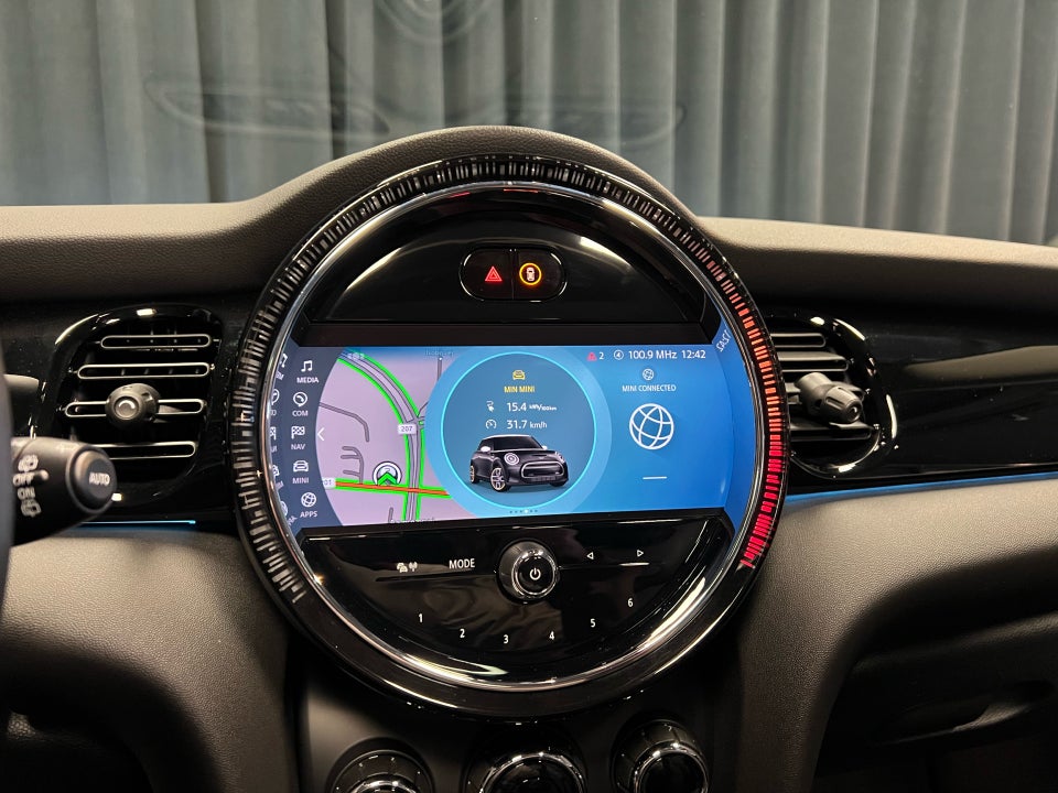 MINI Cooper SE Edition Premium Plus 3d