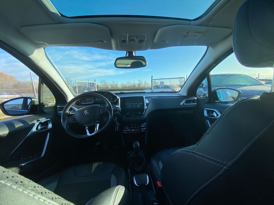 Peugeot 2008 1,2 e-THP 110 Edition+ 5d