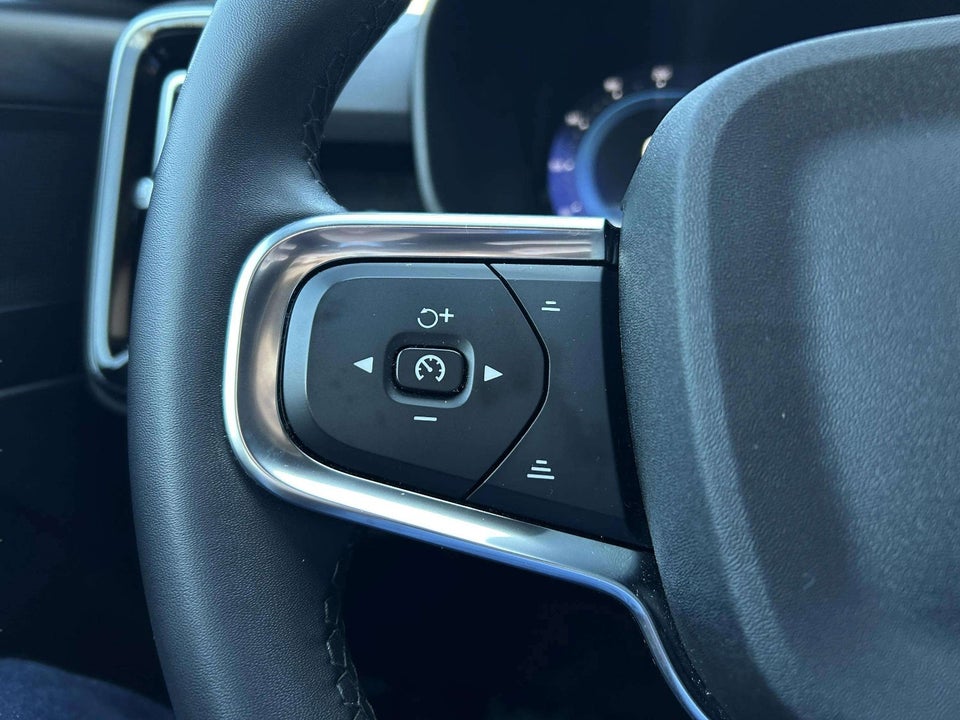 Volvo XC40 ReCharge Core 5d