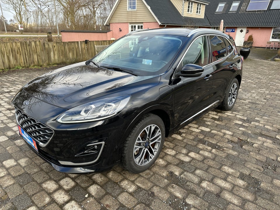Ford Kuga 2,5 PHEV Vignale CVT 5d