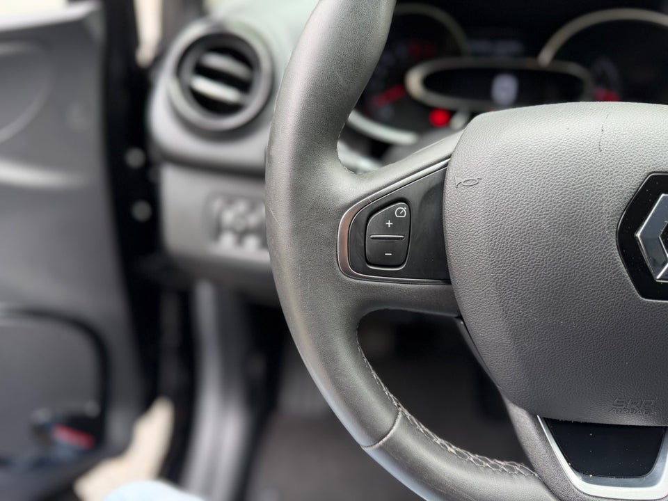 Renault Clio IV 0,9 TCe 75 Zen 5d