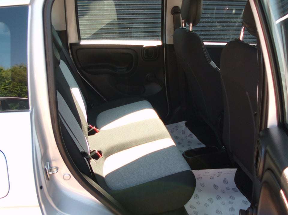 Fiat Panda 1,2 69 Lounge 5d