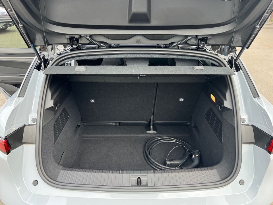 Renault Megane E-Tech 60 Techno 5d