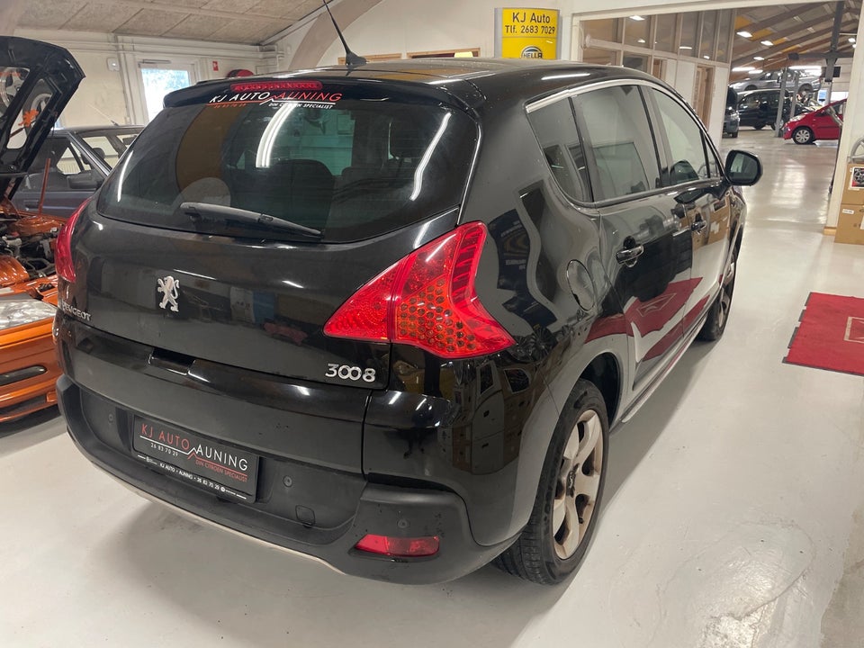 Peugeot 3008 1,6 HDi 114 Style 5d