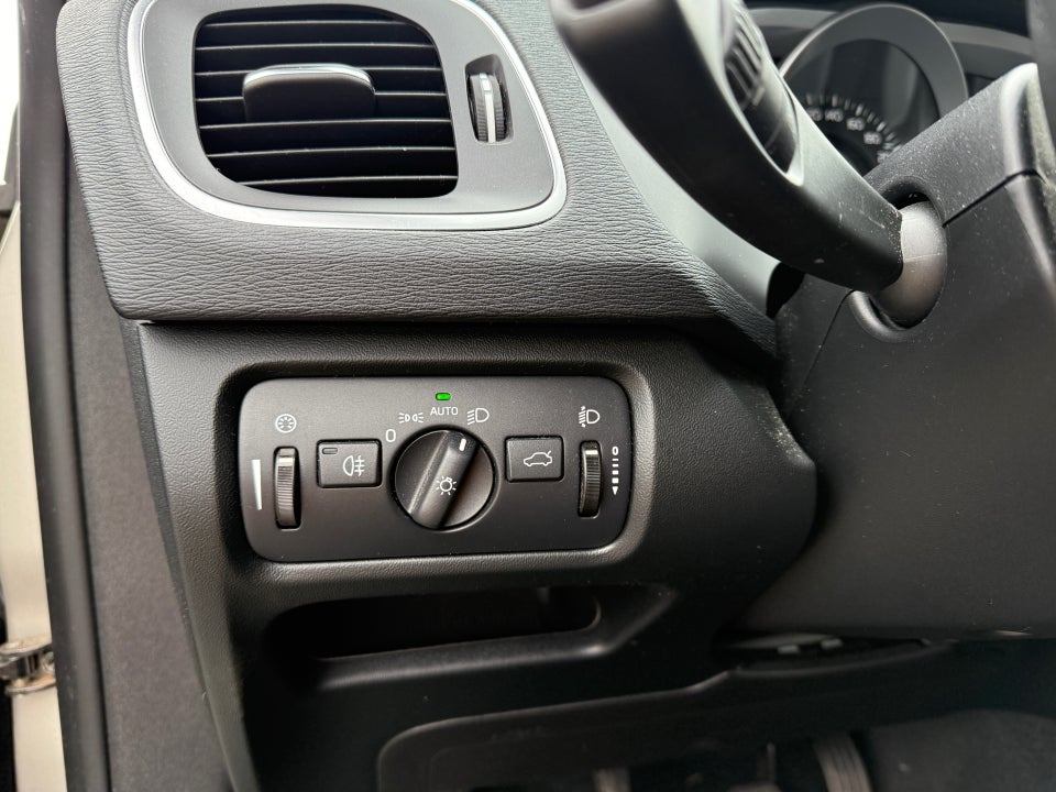 Volvo V40 2,0 D2 120 Kinetic Eco 5d