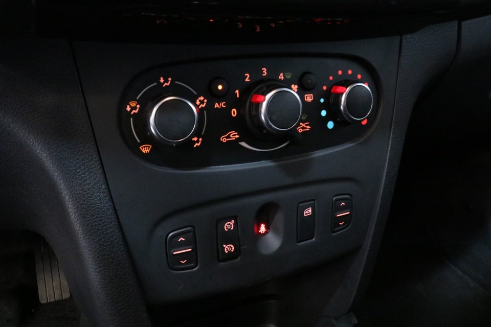 Dacia Logan 0,9 TCe 90 Laureate MCV Easy-R 5d