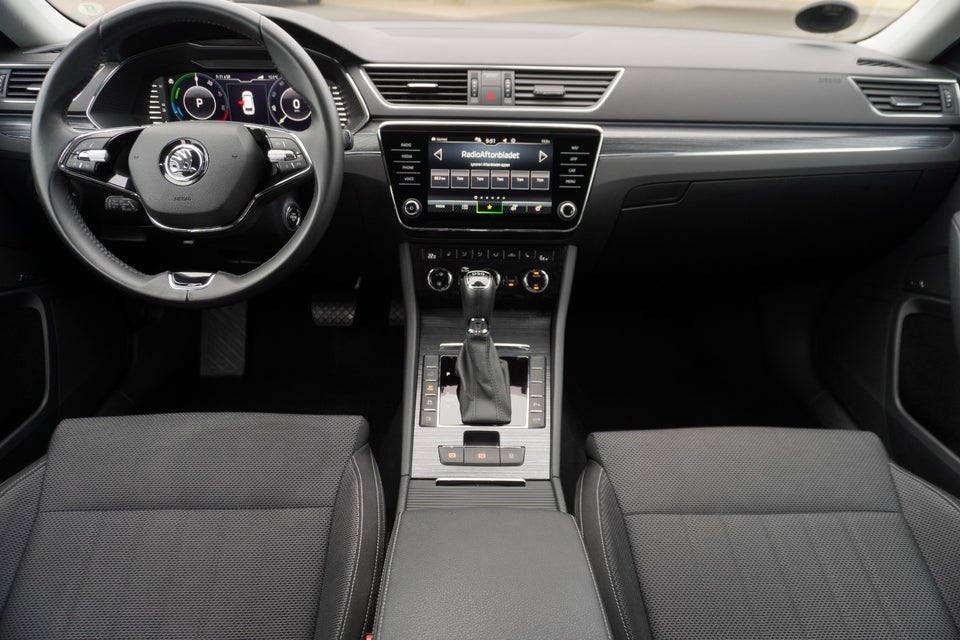 Skoda Superb 1,4 TSi iV Plus Combi DSG 5d