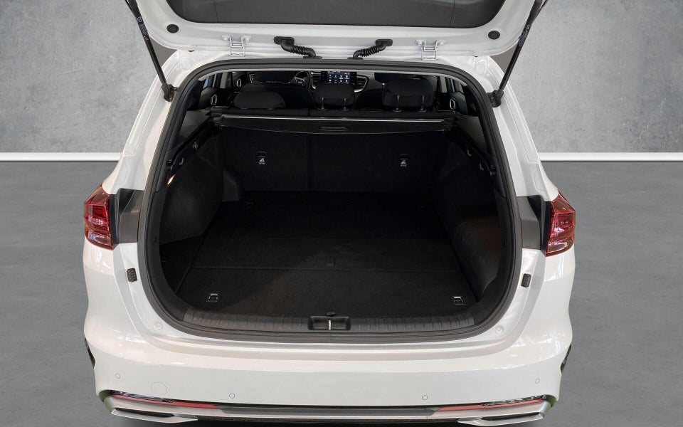 Kia Ceed 1,6 PHEV Upgrade Premium SW DCT 5d