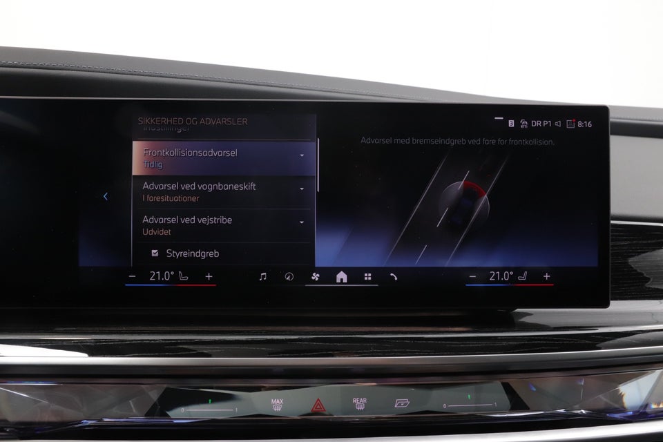 BMW i7 eDrive50 M-Sport 4d