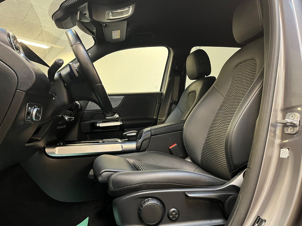 Mercedes EQB250 Progressive 5d