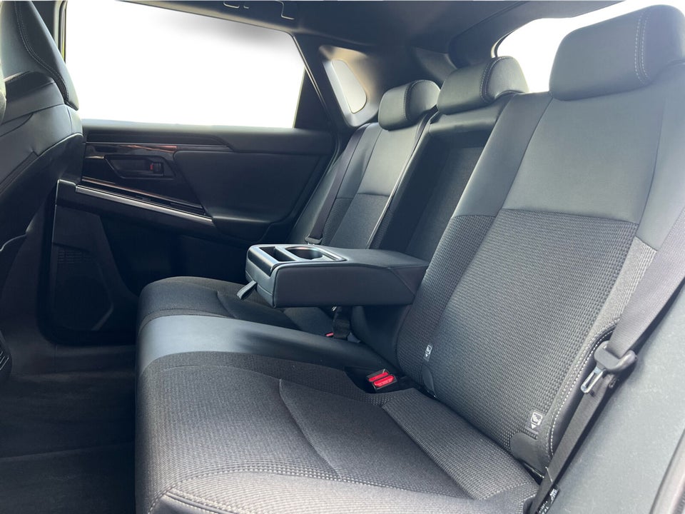 Toyota bZ4X Active 5d