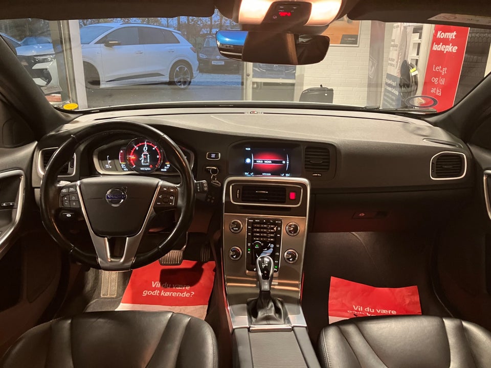 Volvo V60 2,0 D4 190 Summum aut. 5d