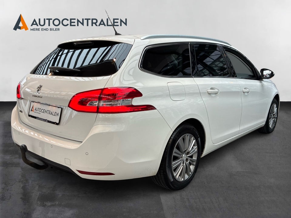 Peugeot 308 1,5 BlueHDi 130 Allure Pack SW EAT8 5d