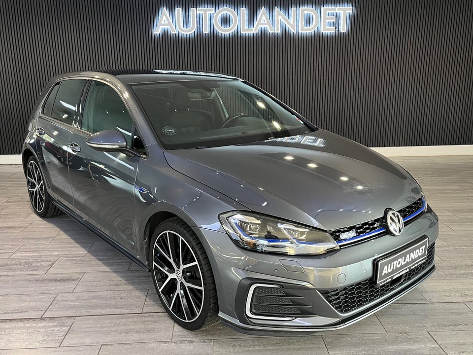 VW Golf VII 1,4 GTE DSG 5d