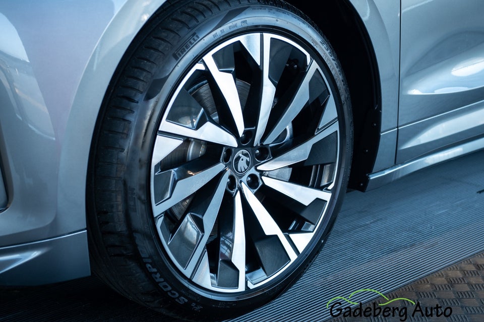 Skoda Enyaq 85x iV Sportline Advanced 5d