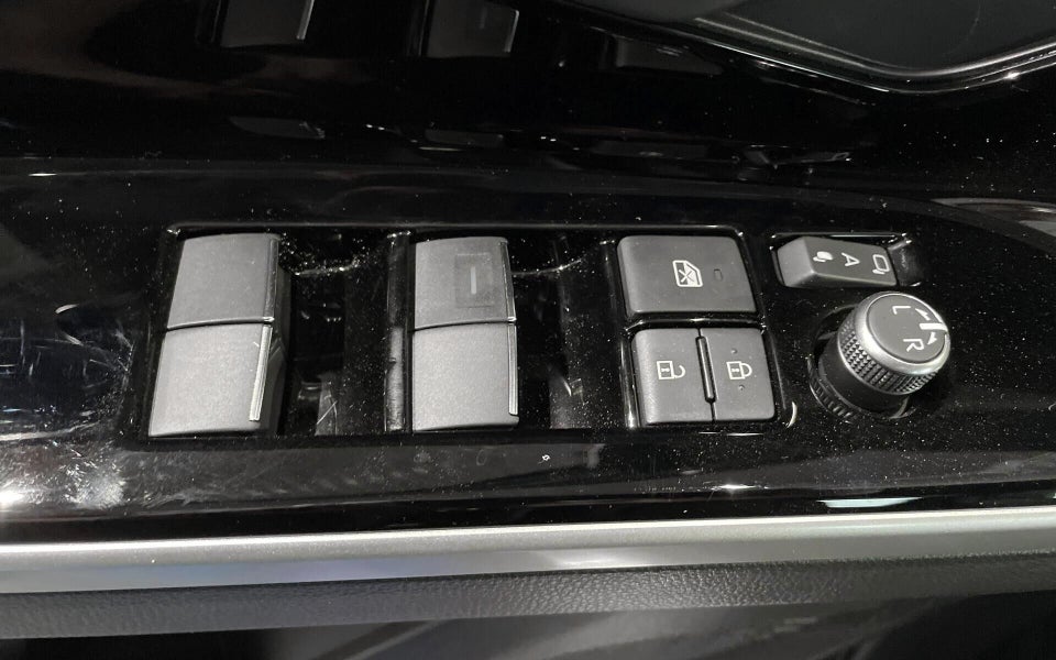 Toyota bZ4X Executive 5d