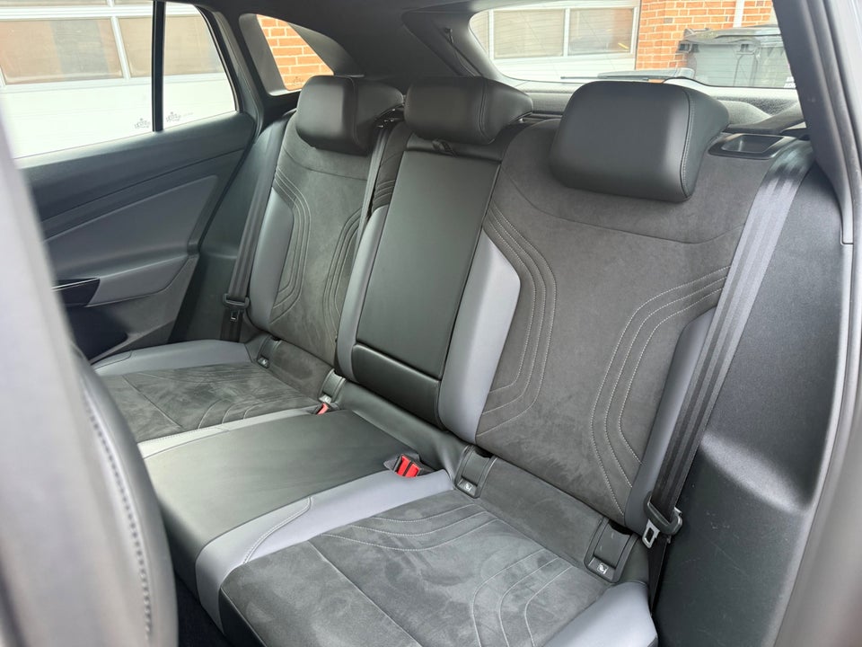 VW ID.4 77 Pro Performance 5d