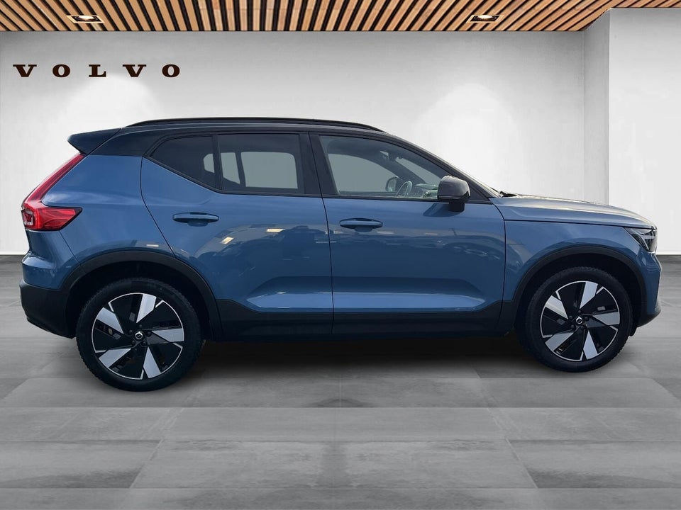 Volvo XC40 ReCharge Extended Range Plus 5d