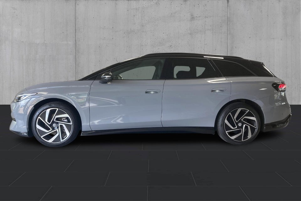 VW ID.7 77 Pro Tourer 5d