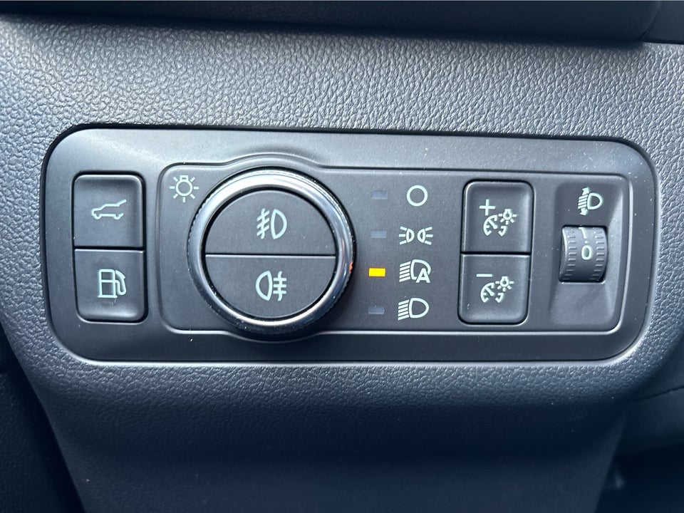 Ford Kuga 2,5 PHEV ST-Line X CVT 5d