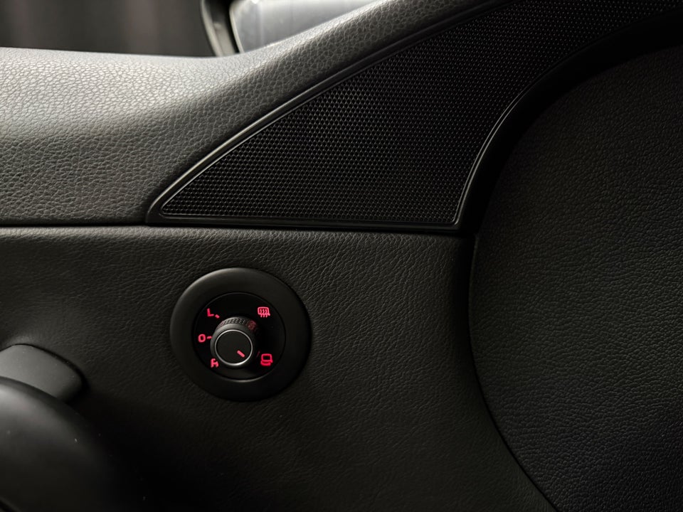 VW Scirocco 2,0 TSi 280 R DSG Van 3d