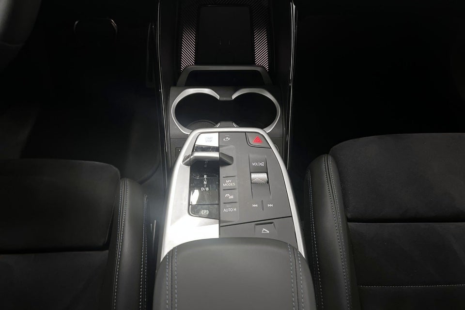 BMW iX2 eDrive20 M-Sport 5d